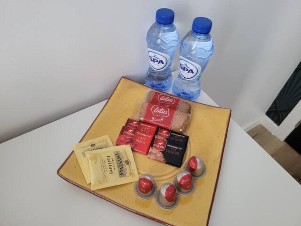 Brand New Camelia Room With Private Bathroom بروكسل المظهر الخارجي الصورة